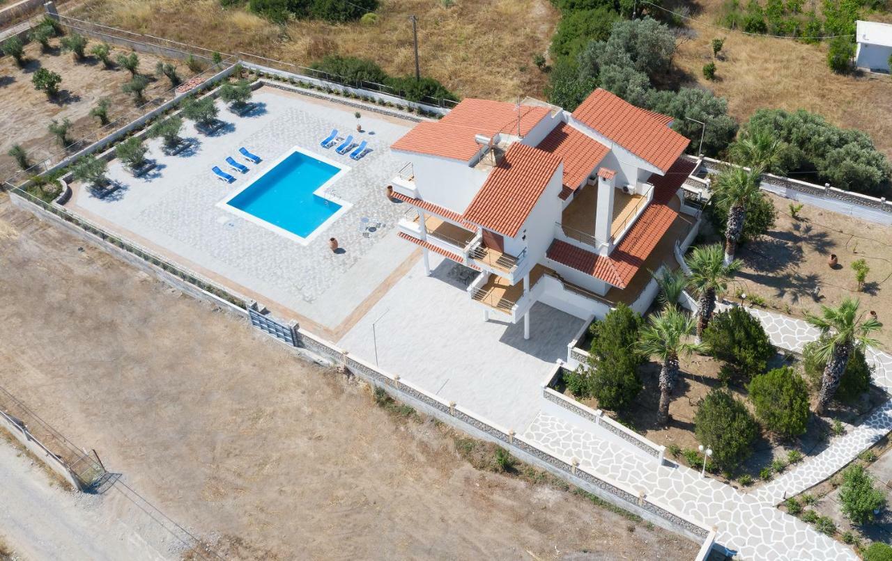 Villa Valasia Генади Екстериор снимка